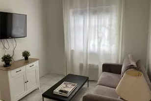 335 Ocean Dr, Miami Beach, FL 33139 - Photo 9