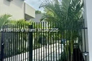 7535 NE 2nd Ct, Miami, FL 33138 - Photo 31