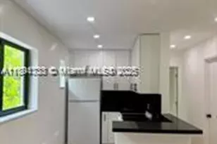 7535 NE 2nd Ct, Miami, FL 33138 - Photo 23