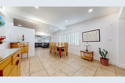 5010 SW 111th Ave, Miami, FL 33165 - Photo 11