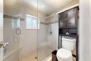 5010 SW 111th Ave, Miami, FL 33165 - Photo 19