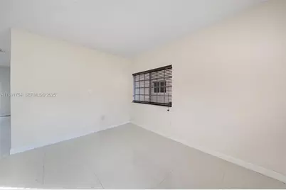 949 NE 41st Ave, Homestead, FL 33033 - Photo 21