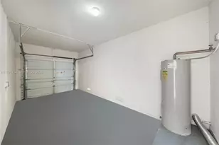 949 NE 41st Ave, Homestead, FL 33033 - Photo 25