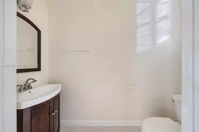 949 NE 41st Ave, Homestead, FL 33033 - Photo 41