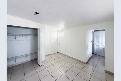 3201 NW 83rd St, Miami, FL 33147 - Photo 15