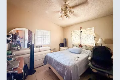 3201 NW 83rd St, Miami, FL 33147 - Photo 11
