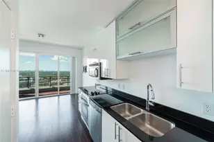 60 SW 13th St, Miami, FL 33130 - Photo 5