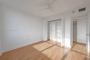 1300 NE Miami Gardens Dr, Miami, FL 33179 - Photo 15