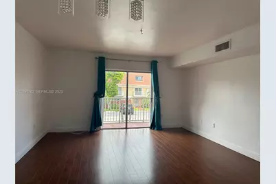 250 NW 107th Ave #222, Miami, FL 33172 - Photo 5