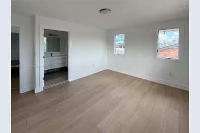 3030 NE 42nd St, Fort Lauderdale, FL 33308 - Photo 25