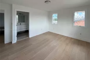 3030 NE 42nd St, Fort Lauderdale, FL 33308 - Photo 25