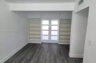 7435 Byron Ave, Miami Beach, FL 33141 - Photo 9