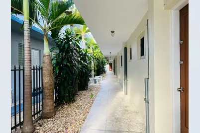 7435 Byron Ave, Miami Beach, FL 33141 - Photo 3