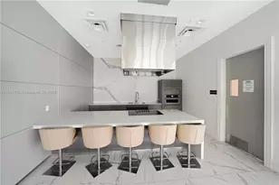 8167 NW 41st St, Doral, FL 33166 - Photo 47