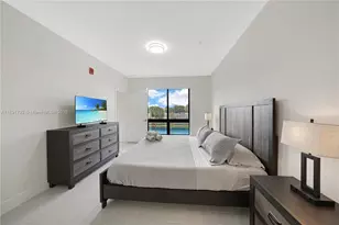 8167 NW 41st St, Doral, FL 33166 - Photo 13