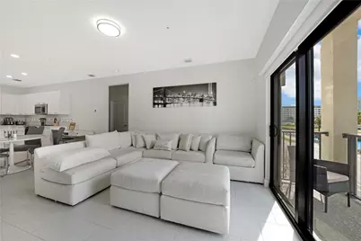 8167 NW 41st St #E-203, Doral, FL 33166 - Photo 5