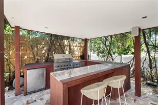 2701 N Bay Rd, Miami Beach, FL 33140 - Photo 5