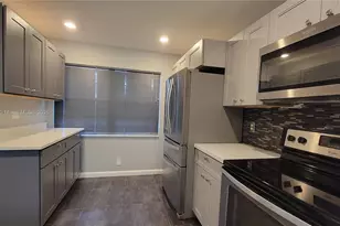 2003 Granada Dr, Coconut Creek, FL 33066 - Photo 5