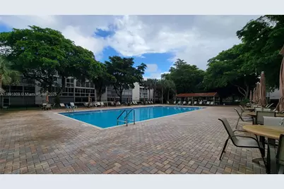 2003 Granada Dr #E4, Coconut Creek, FL 33066 - Photo 31