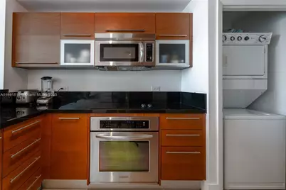 253 NE 2nd St #3203, Miami, FL 33132 - Photo 9