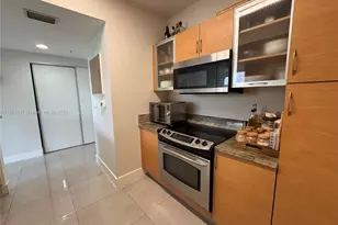 2775 NE 187th St, Aventura, FL 33180 - Photo 9