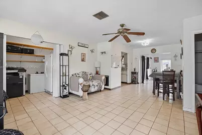 514 SW 72nd Ter, North Lauderdale, FL 33068 - Photo 5
