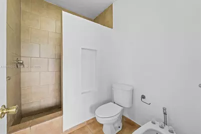 14391 NW 83rd Ave, Miami Lakes, FL 33016 - Photo 15