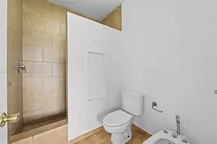 14391 NW 83rd Ave, Miami Lakes, FL 33016 - Photo 15