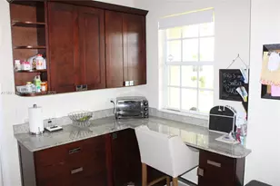 3678 San Simeon Cir, Weston, FL 33331 - Photo 17