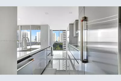 1000 Island Blvd #1004, Aventura, FL 33160 - Photo 17