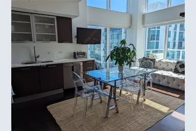 41 SE 5th St #2302, Miami, FL 33131 - Photo 3