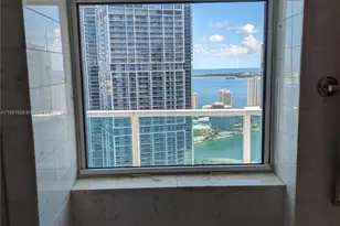 41 SE 5th St, Miami, FL 33131 - Photo 19