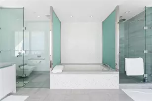 16901 Collins Ave, Sunny Isles Beach, FL 33160 - Photo 15