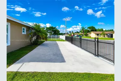 22230 SW 115th Ct, Miami, FL 33170 - Photo 45