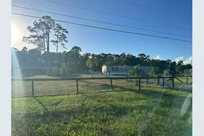 3850 Pioneer 10St, Clewiston, FL 33440 - Photo 3