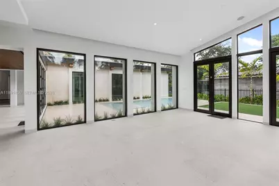 6716 San Vicente St, Coral Gables, FL 33146 - Photo 23