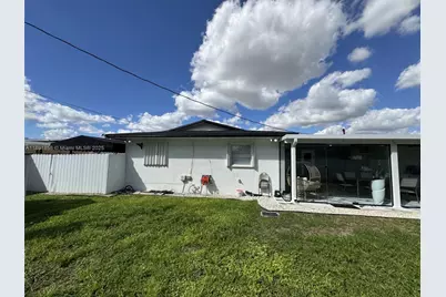15021 Pierce St, Miami, FL 33176 - Photo 7