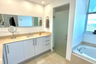 3330 NE 190th St, Aventura, FL 33180 - Photo 25