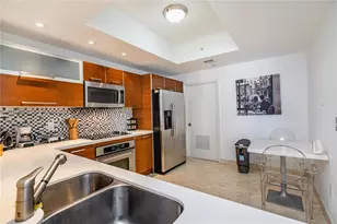 3330 NE 190th St, Aventura, FL 33180 - Photo 17