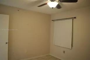 800 SW 142nd Ave, Pembroke Pines, FL 33027 - Photo 21