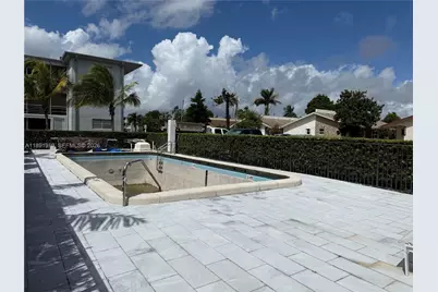 1100 NE 1st Ct #120, Hallandale Beach, FL 33009 - Photo 41