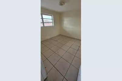 664 W 29th St #2, Hialeah, FL 33012 - Photo 25
