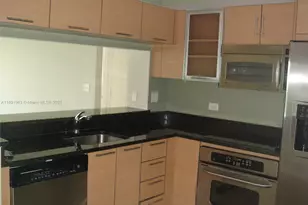 31 SE 5th St, Miami, FL 33131 - Photo 1