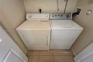 2279 Anchor Ct, Dania Beach, FL 33312 - Photo 11