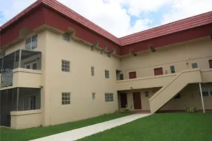 10901 N Kendall Dr, Miami, FL 33176 - Photo 1