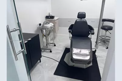 Pines Blvd, Pembroke Pines, FL 33024 - Photo 23