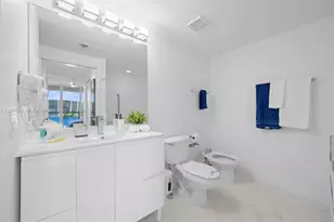 18100 N Bay Rd, Sunny Isles Beach, FL 33160 - Photo 15