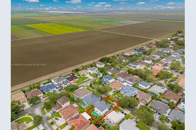 16132 SW 147th Ln, Miami, FL 33196 - Photo 9