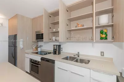 [Address not provided], Miami Beach, FL 33139 - Photo 19