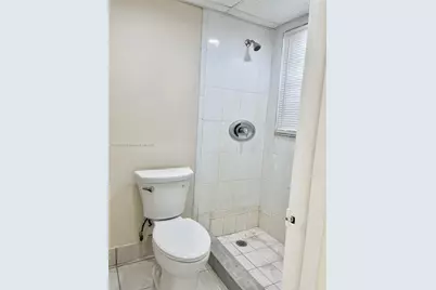 1725 W 60th St #F304, Hialeah, FL 33012 - Photo 19